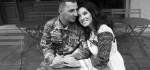 "Надо операцию": известная певица рассказала о болезнях мужа-воина