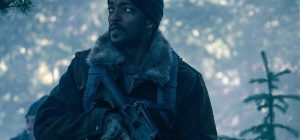 Вышел трейлер постапокалиптического триллера "Мертвые земли" с Энтони Маки: когда в кинотеатрах