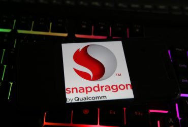 Смартфоны и прочие устройства с чипами Qualcomm могут быть в серьезной опасности
