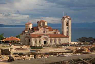 Старовинні будинки та смачна їжа: експерт порадив країну у Європі, яку варто відвідати