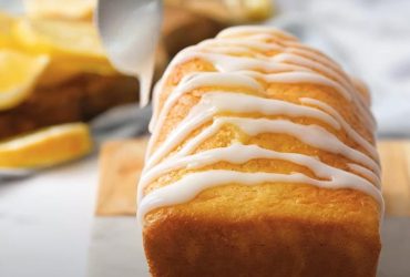 Влажный и нежный лимонный пирог: простой рецепт из нескольких доступных ингредиентов