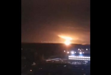 В России дроны атаковали крупнейший завод по производству взрывчатки (видео)