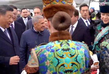 Сі Цзіньпін та інші лідери країн прибули на саміт БРІКС у Казані (відео)