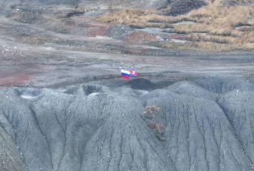 Провокація чи нова реальність: The Telegraph з'ясував, що означає прапор КНДР на Донбасі