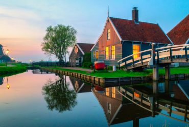 Мельницы и сладости: что посмотреть в застывшем во времени нидерландском городке