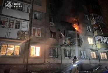 Майже 20 евакуйованих та 9 постраждалих: стали відомі наслідки атаки дронів на Київ (фото)