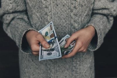 Доллар установил новый рекорд: официальный курс валют на 3 июня Доллар установил новый рекорд: официальный курс валют на 3 июня