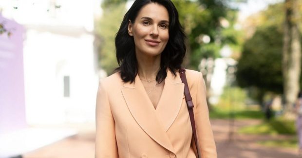 який вигляд має мама ведучої