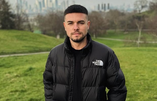 "Ти або на фронті, або для фронту. Всі ми під Богом ходимо", - співак Ігор Целип