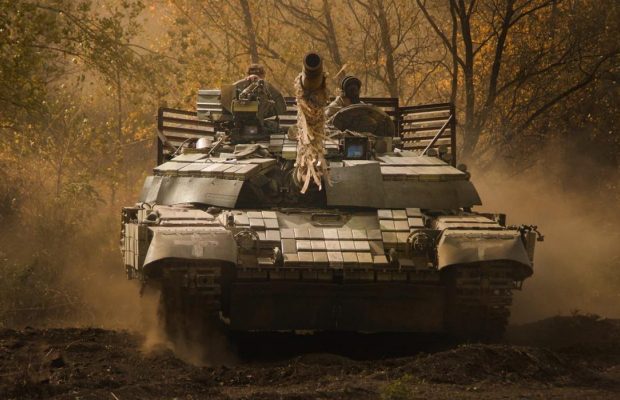 Астролог Влад Росс назвал дату окончания войны в Украине