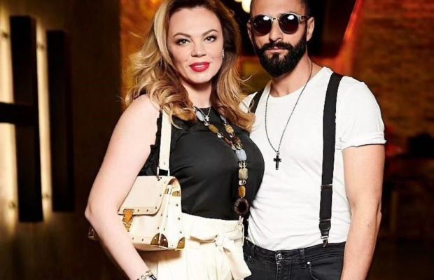 "Спимо в окремих кімнатах": відомий український співак розповів про стосунки з дружиною