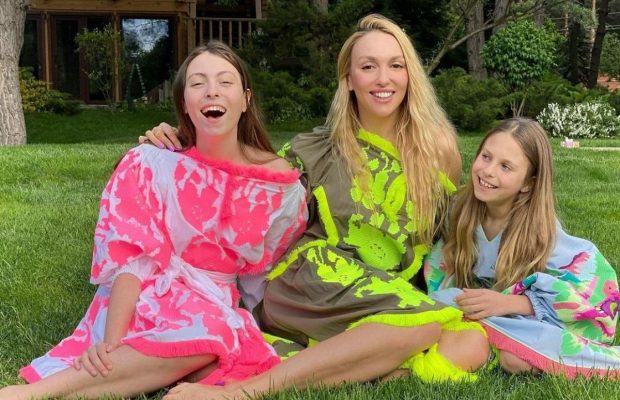 Оля Полякова розповіла, які стосунки у її доньок та чому старша ходила до психолога