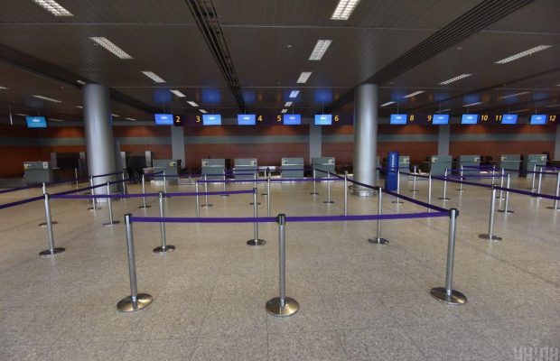 Садовий про відкриття аеропорту "Львів" під час війни: хоча б одне летовище має працювати