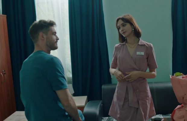 Зірка "Лікарки за покликанням" розповіла про підтримку Стрельникова на зйомках: "Був шок"