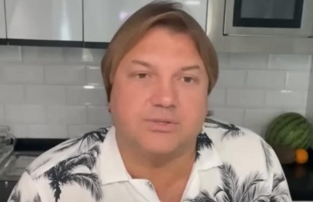 "Скоро на нас полетять тисячі ракет і дронів. Це найнебезпечніший час", - астролог Влад Росс