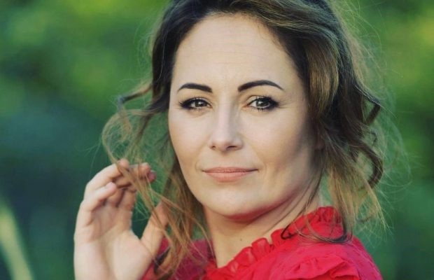 Відома українська ведуча висловилася про мовне питання під час війни: "Прошу відчути силу слова"