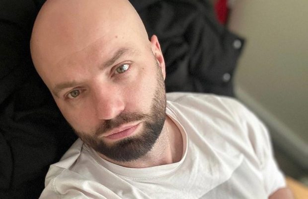 "Тяжко": відомий український ведучий зізнався, що у його коханої був викидень