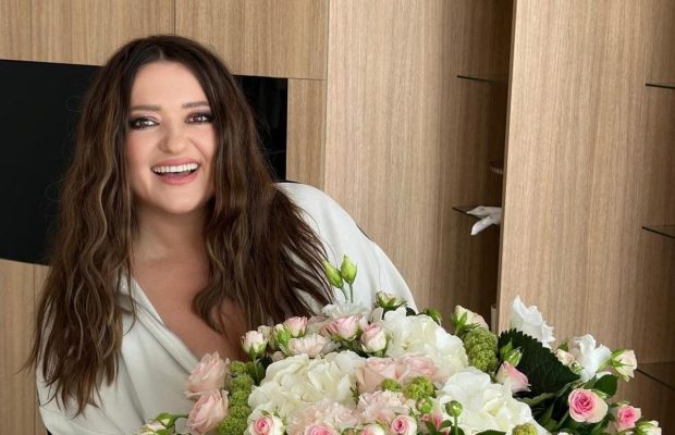 Наталія Могилевська показала, як відпочиває з названими доньками та чоловіком (фото)