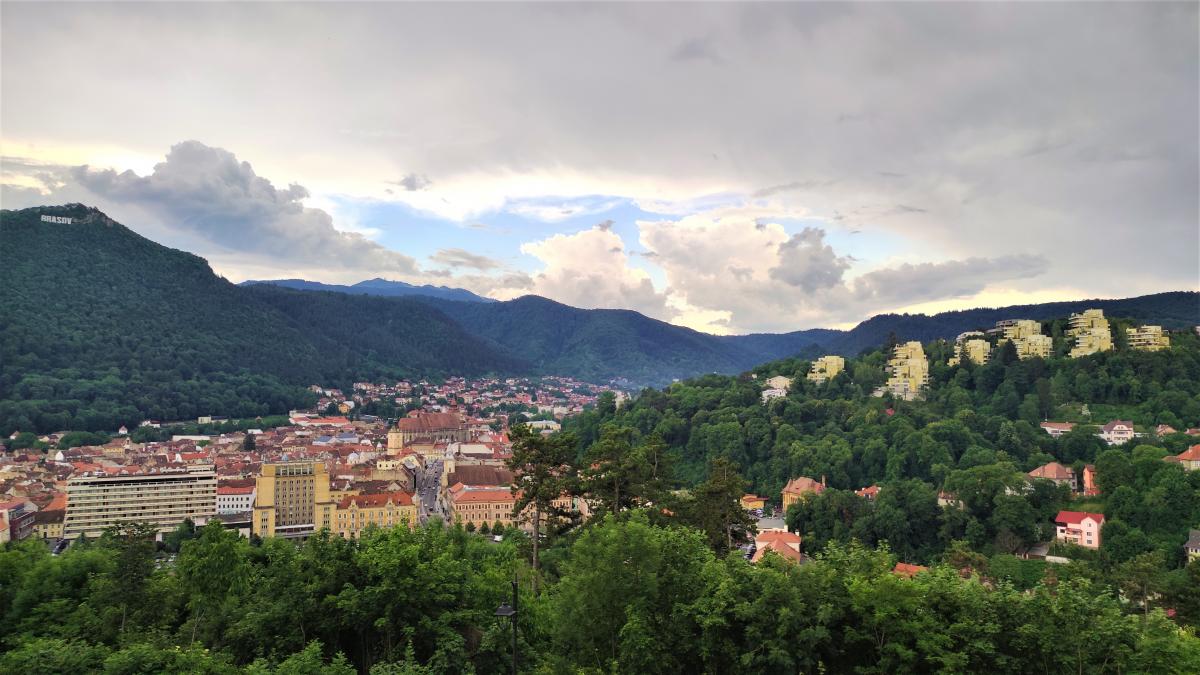Краєвид на "старий" Брашов / фото Марина Григоренко Краєвид на "старий" Брашов / фото Марина Григоренко