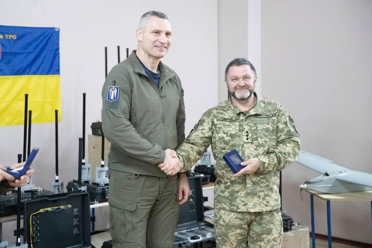 112 бригада ТрО получила от Киева 130 систем РЭБ и дроны-разведчики, - Кличко 112 бригада ТрО получила от Киева 130 систем РЭБ и дроны-разведчики, - Кличко