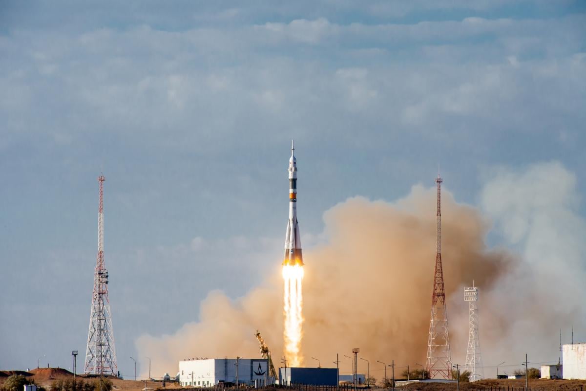 Ось чому американські космічні кораблі приводнюються, а російські приземляються на суші