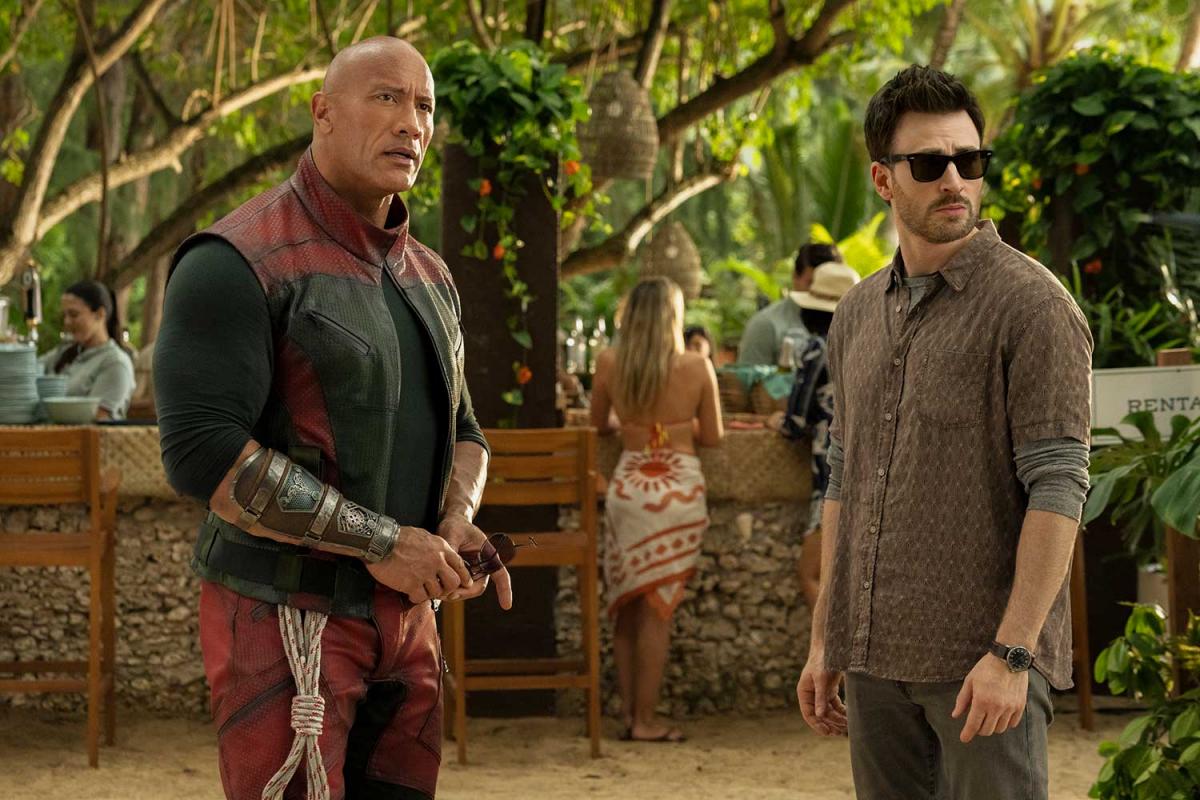 Кадр из фильма "Кодовое имя "Красный" / фото Warner Bros. Pictures Кадр из фильма "Кодовое имя "Красный" / фото Warner Bros. Pictures