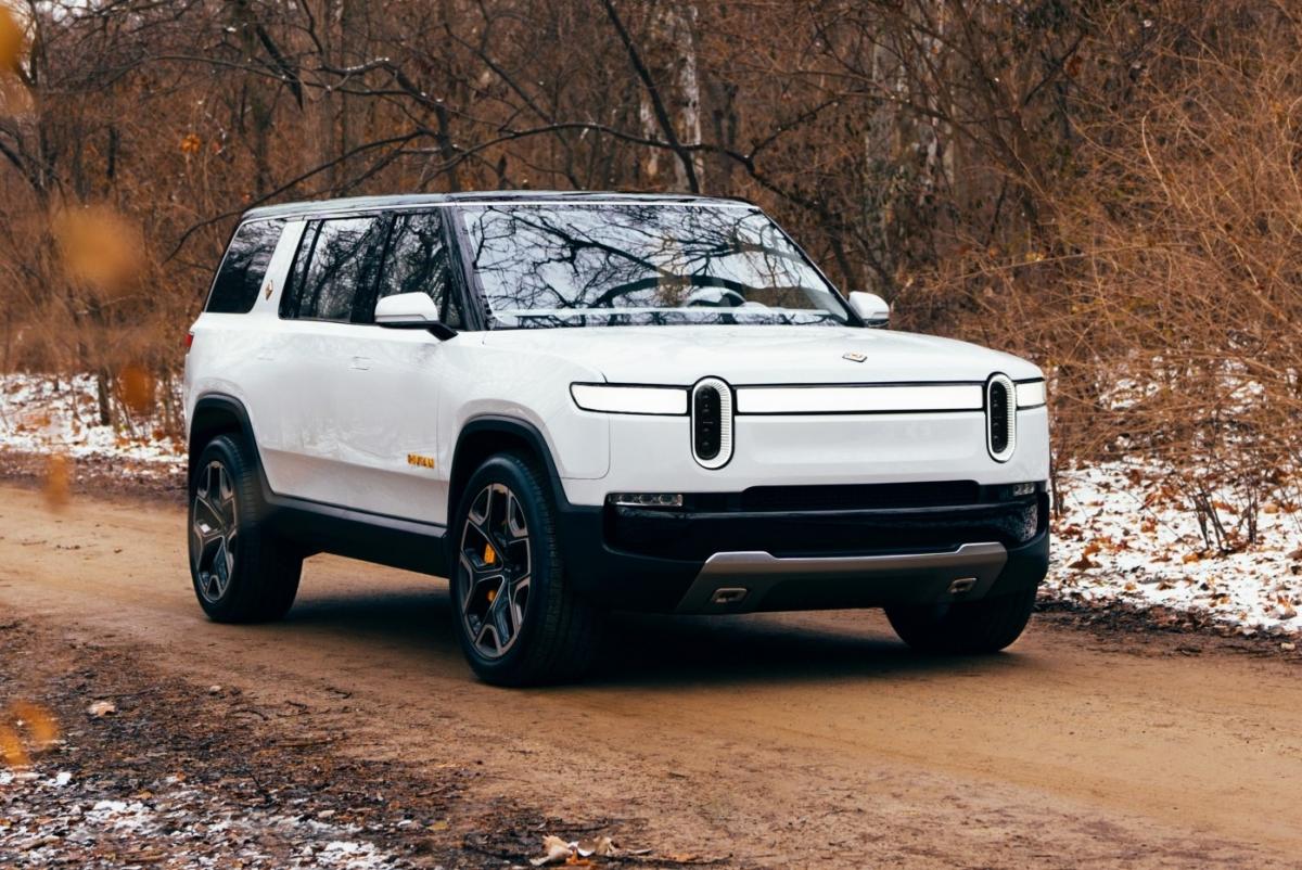 У Rivian есть проблемы с заменой деталей / фото - Rivian