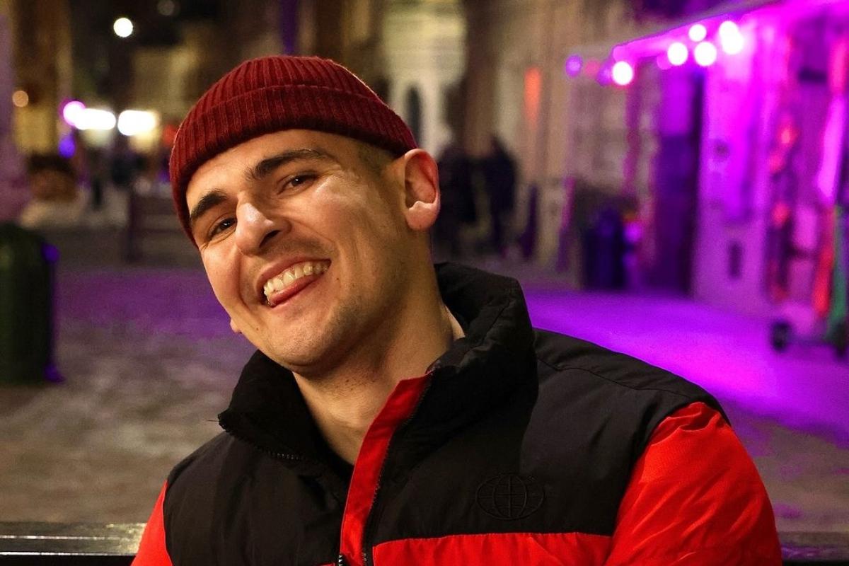 Ніколас Карма не став називати точну суму заробітку, але вказав, що йому вистачає на життя / Скріншот Instagram Ніколас Карма не став називати точну суму заробітку, але вказав, що йому вистачає на життя / Скріншот Instagram