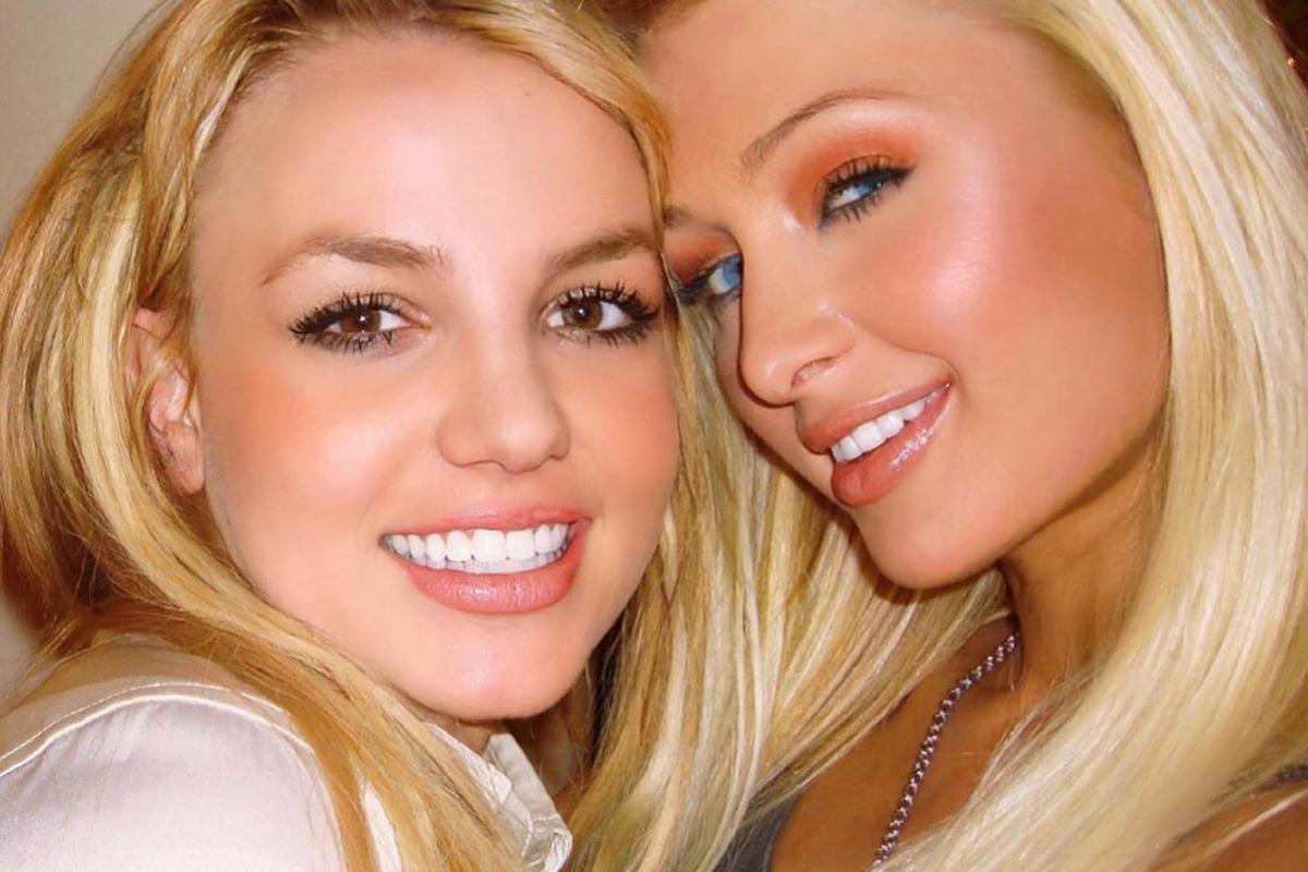 Юные звезды позируют на камеру / скриншот Instagram