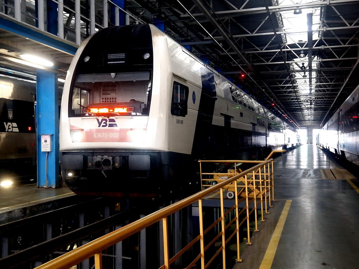 Міжнародні рейси і приватне партнерство: у Укрзалізниці є резерви для зростання доходів у пасажирці, - ЗМІ