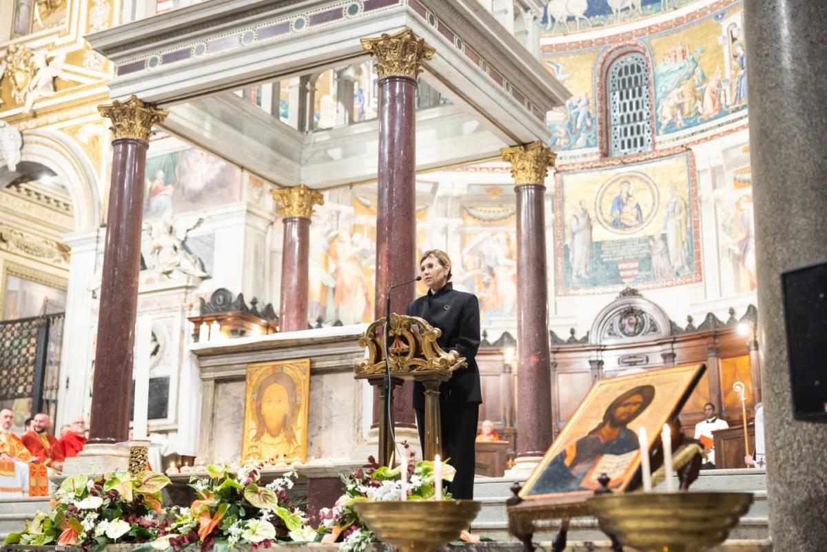 Олена Зеленська відвідала культовий храм в Римі / скріншот Instagram Олена Зеленська відвідала культовий храм в Римі / скріншот Instagram