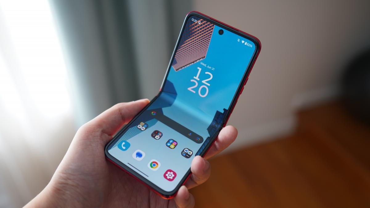 Motorola Razr (2023) Motorola Razr (2023)
