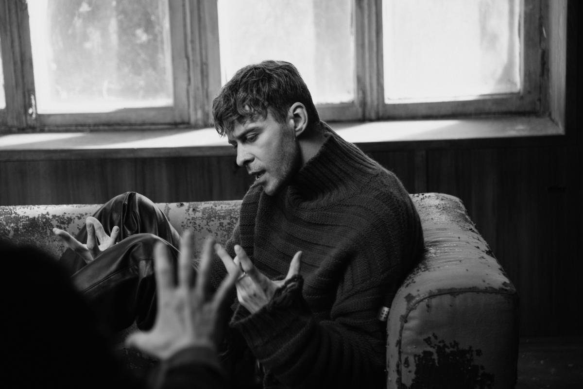 'Так никто не любил': Макс Барских и Артем Пивоваров презентовали совместную песню 'Так никто не любил': Макс Барских и Артем Пивоваров презентовали совместную песню