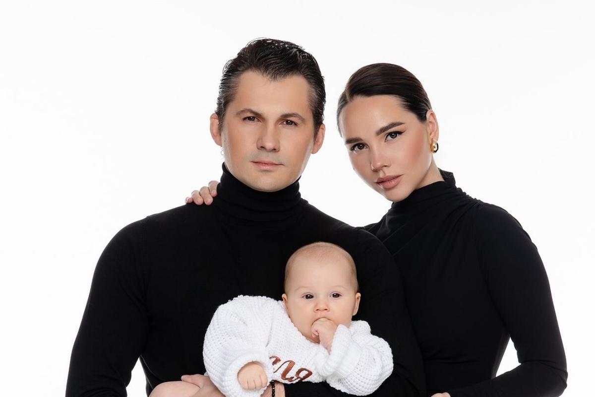 Женя Кот та Наталія Татарінцева зізналися, що зіштовхнулися з надмірною турботою про доньку Лелю / Скріншот Instagram Женя Кот та Наталія Татарінцева зізналися, що зіштовхнулися з надмірною турботою про доньку Лелю / Скріншот Instagram
