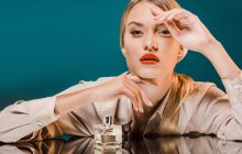 Какие духи выбирают богатые женщины: эти 4 аромата сводят всех с ума