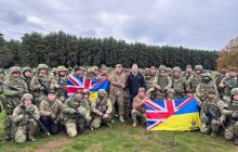 "Война почти не оставляет шансов на выживание": Залужный обратился к украинским воинам в Британии