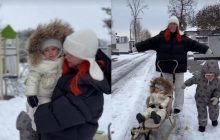 Светлана Тарабарова показала зимние развлечения с детьми