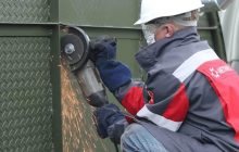 Будет больше: бойцы получили от Метинвеста Ахметова "стальных укрытий" на 300 миллионов гривень