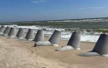 "Деньги ушли в песок": в Одесской области море "съедает" защиту от десанта РФ, - активисты