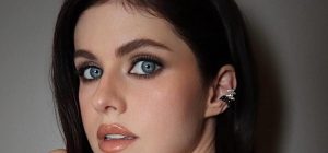 38-летняя звезда "Белого лотоса" родила первенца