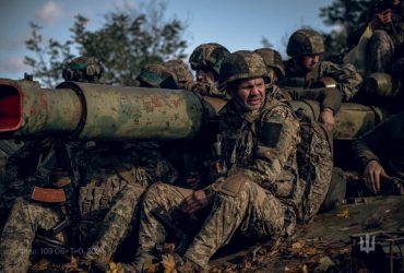 Курская операция: россияне хаотично катят много техники под огонь ВСУ, - Forbes