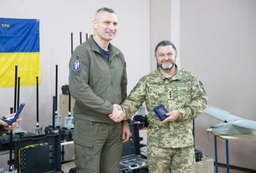 112 бригада ТрО получила от Киева 130 систем РЭБ и дроны-разведчики, - Кличко