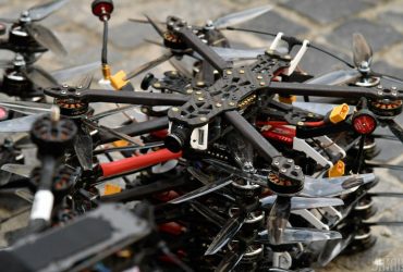 Через атаки ворожих дронів херсонці рідше виходять з дому та бояться їздити в авто, – WSJ