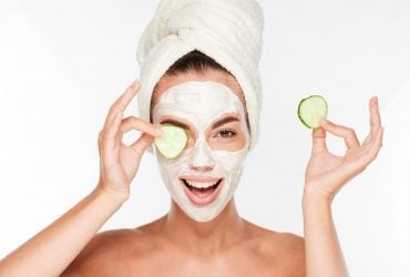 Як огірки впливають на шкіру обличчя: у мережі відповіли, наскільки цей метод дієвий
