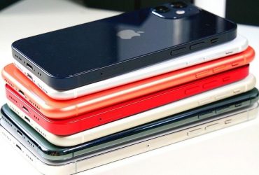 Названы три модели iPhone, которыми больше всего довольны пользователи в 2024 году