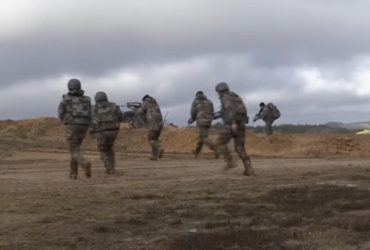 Позиция не изменилась: в ЕС прокомментировали возможность отправки военных в Украину