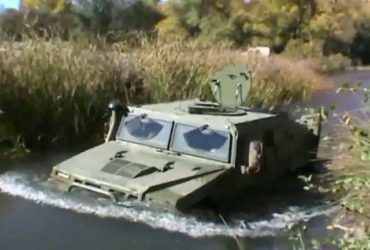 Зубр преодолевает и водные препятствия: Силы обороны получат бронеавтомобиль повышенной проходимости