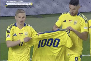 Після першого голу збірної Зінченко підняв футболку з числом 1000, нагадавши про війну (відео)