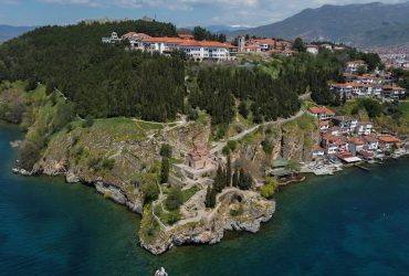 Маленькая Греция: эта европейская страна идеально подойдет для любителей спокойного отдыха