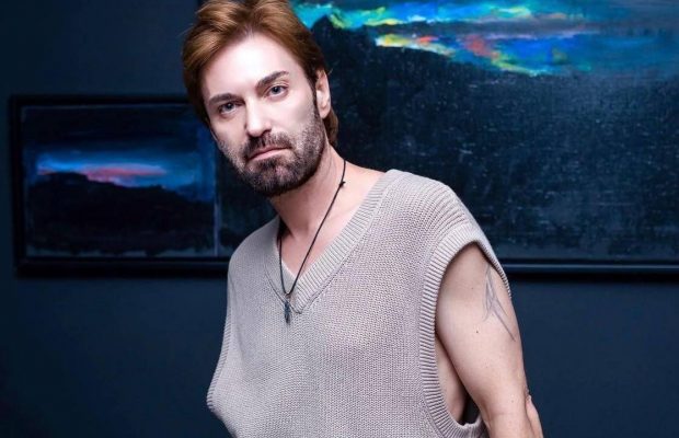 47-річний український співак зізнався, що живе з мамою і пояснив причину